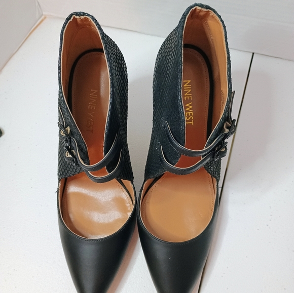  Nine West Tamber Pointy Toe Black Heels  Color: Black  Size: 6 - Picture 3 of 7